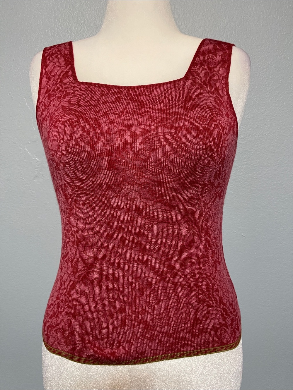 Oleana Sleeveless Sweater Tank Top Burgundy Wine Floral Silk Merino Wool Medium